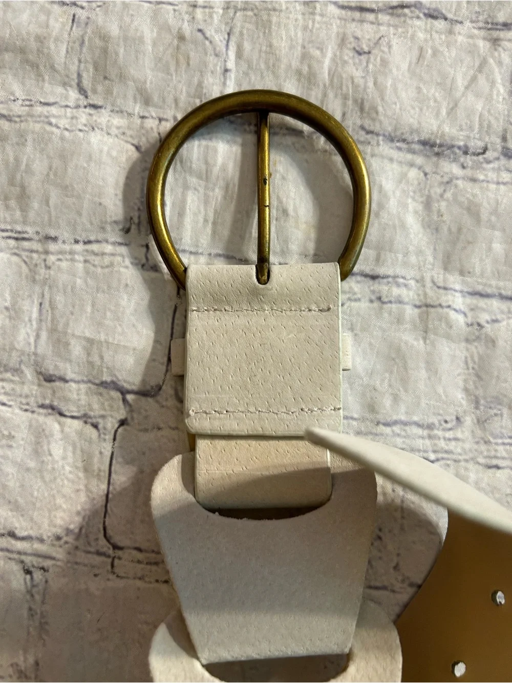 GENUINE LEATHER WITH FAUX BACK CHUNKY BEIGE WIDE AND JEWEL BUCKLE WOVEN BELTS